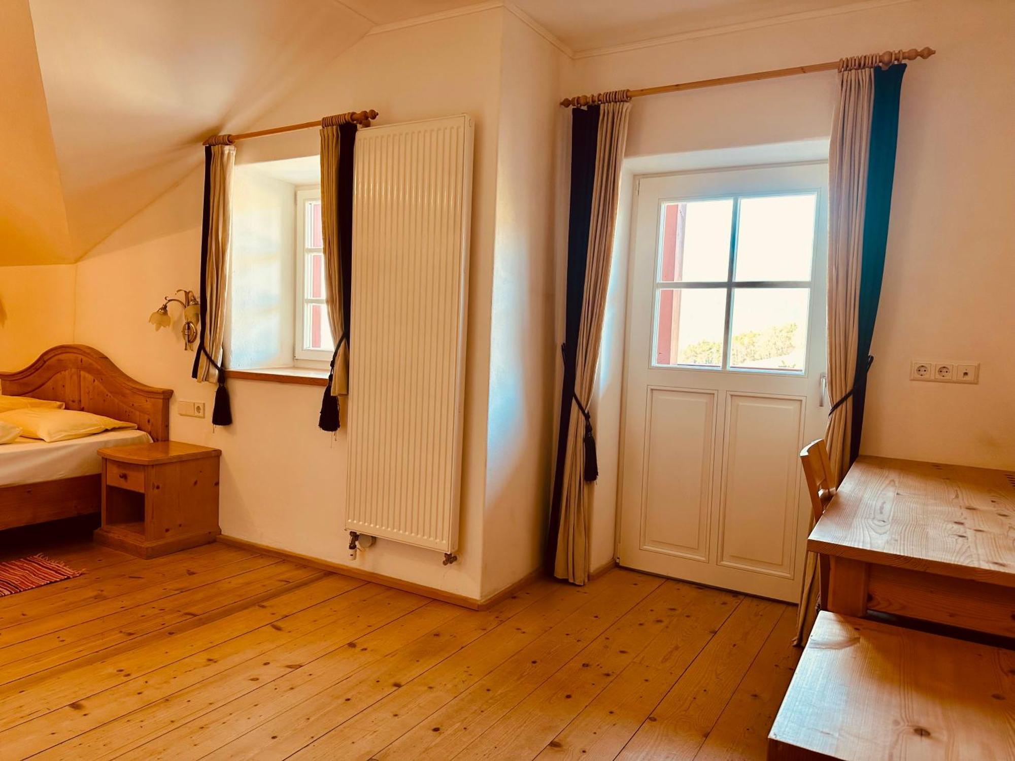 Oberraut Hotell Brunico Eksteriør bilde